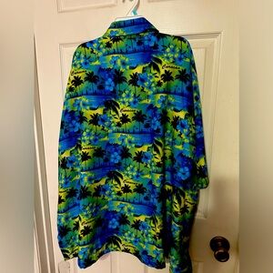 Cruise / Beach shirt. Button down with front pocket. Rimasxm.com